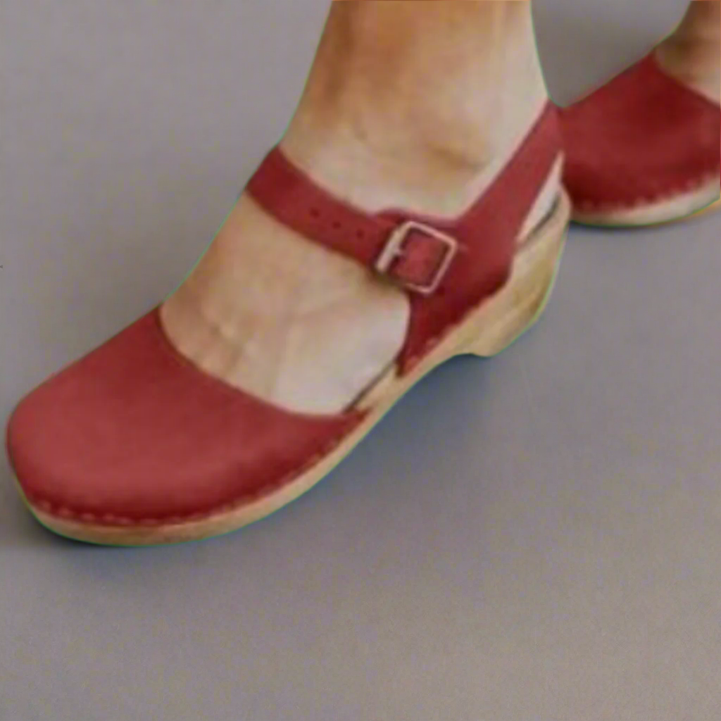 Women's Ankle Strap Platform Sandals | Closed Toe