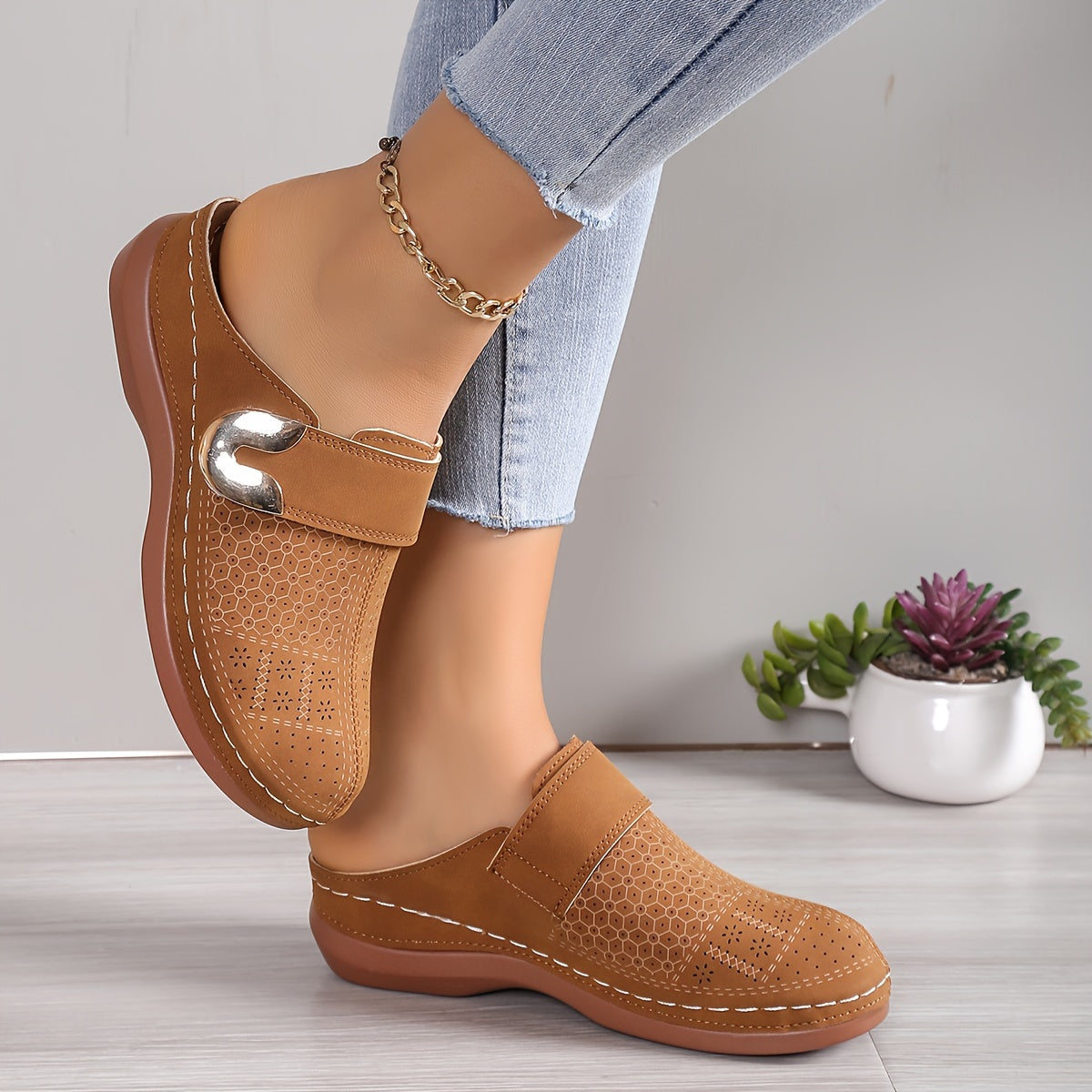Women's Slip-On Comfort Sliders | Closed-Toe